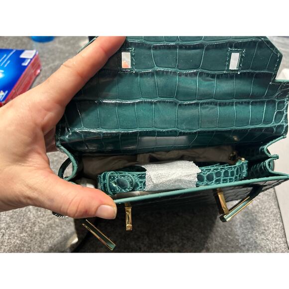 Teddy Blake Kim 9" Satchel – Rare Bottiglia Green Croc, Gold Hardware- NWT!!! - Picture 7 of 9